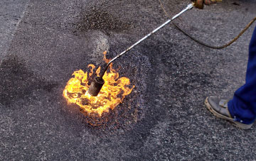 Preston Plucknett flat roofing repairs